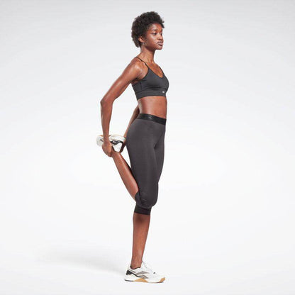 טייטס ריבוק נשים Reebok GR9475 WOR COMM CAPRI FEMALE - RunOFF עכשיו במבצע ב