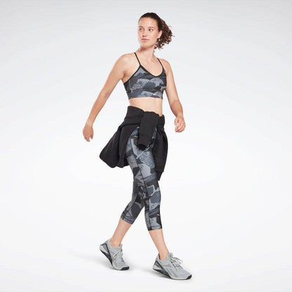 חזיית אימון ריבוק Reebok H65616 WOR AOP Tri Back Bra - RunOFF עכשיו במבצע ב