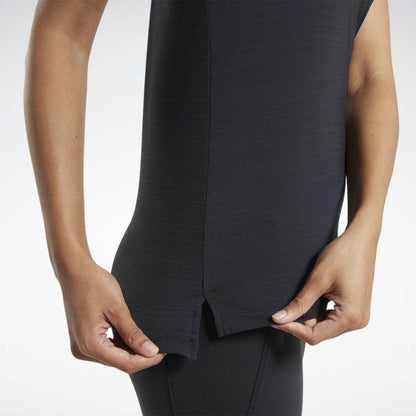 גופיית ריבוק לנשים Reebok TS AC ATHLETIC TANK FU1998 - RunOFF עכשיו במבצע ב